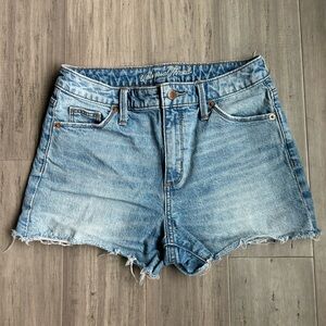 Universal Thread Light Blue Jean Shorts Size 2/26